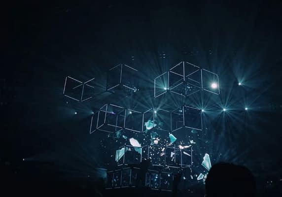 abstract image with glowing boxes