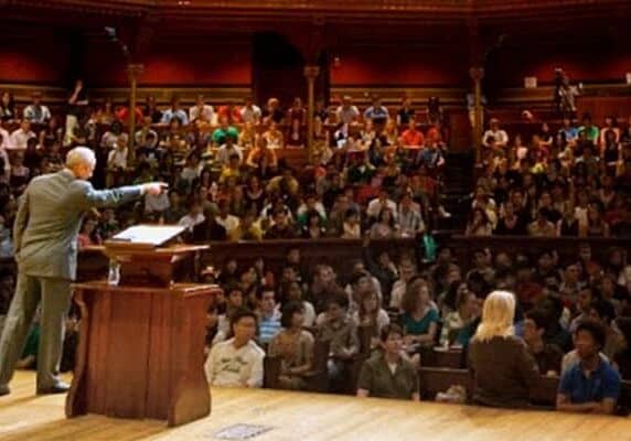 Michael Sandel teaches Justice class